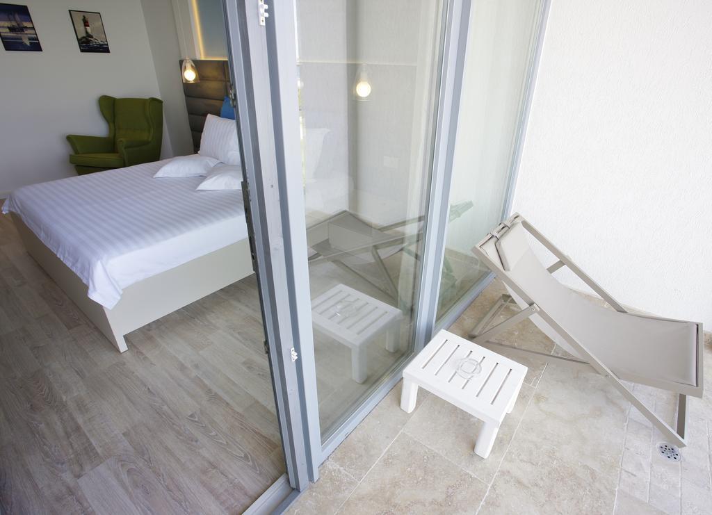Nautic Luxury Club Hotel Navodari Room photo