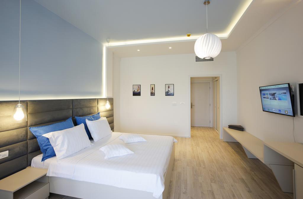 Nautic Luxury Club Hotel Navodari Room photo