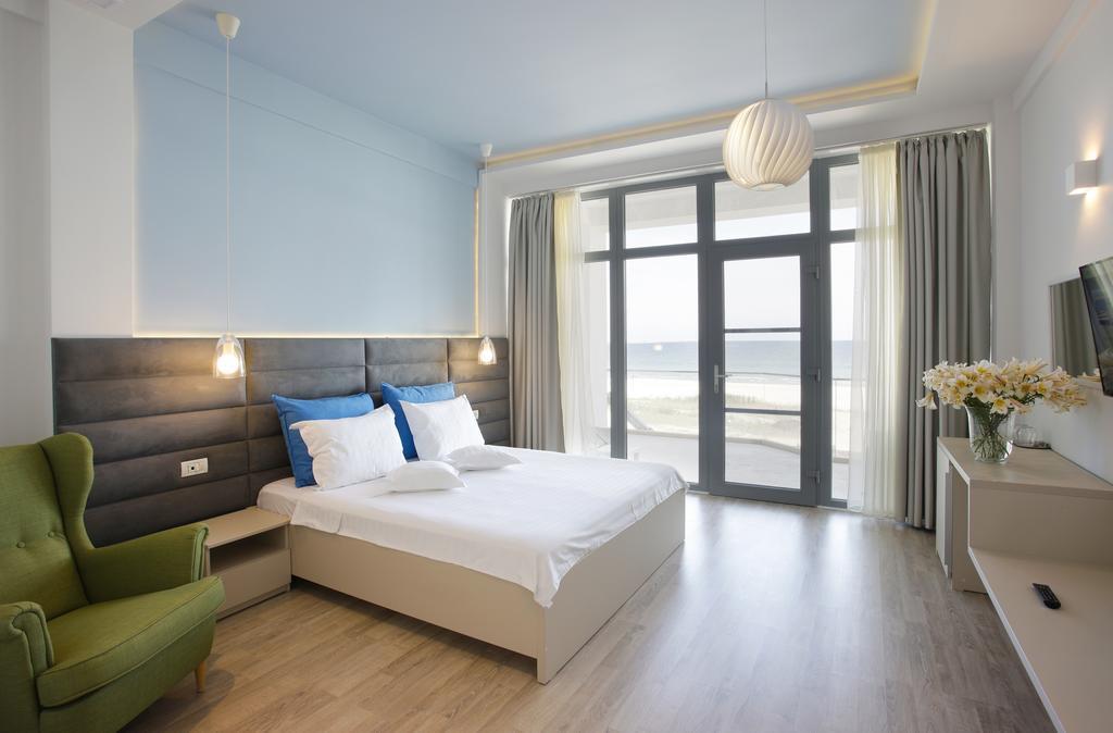 Nautic Luxury Club Hotel Navodari Room photo